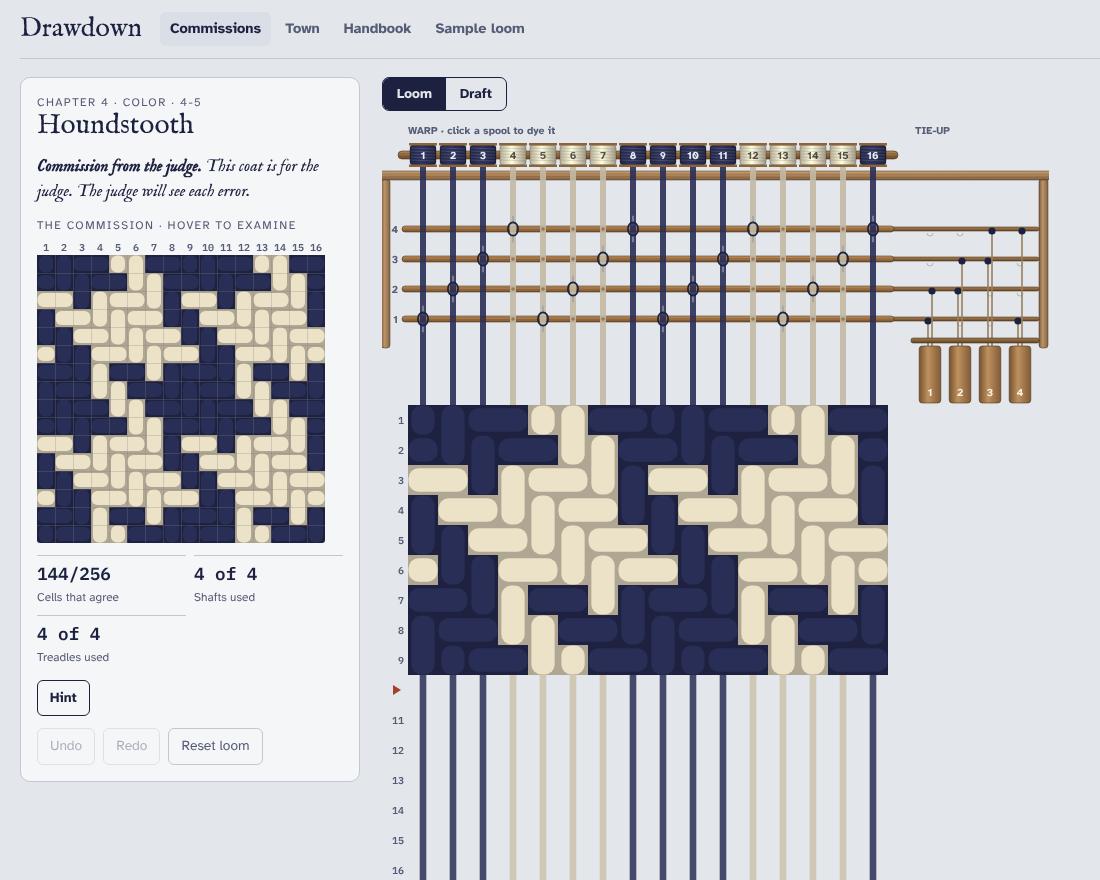 The game on a computer: the swatch on the left, and a wooden loom with shafts, ties and treadles weaving a gingham check.